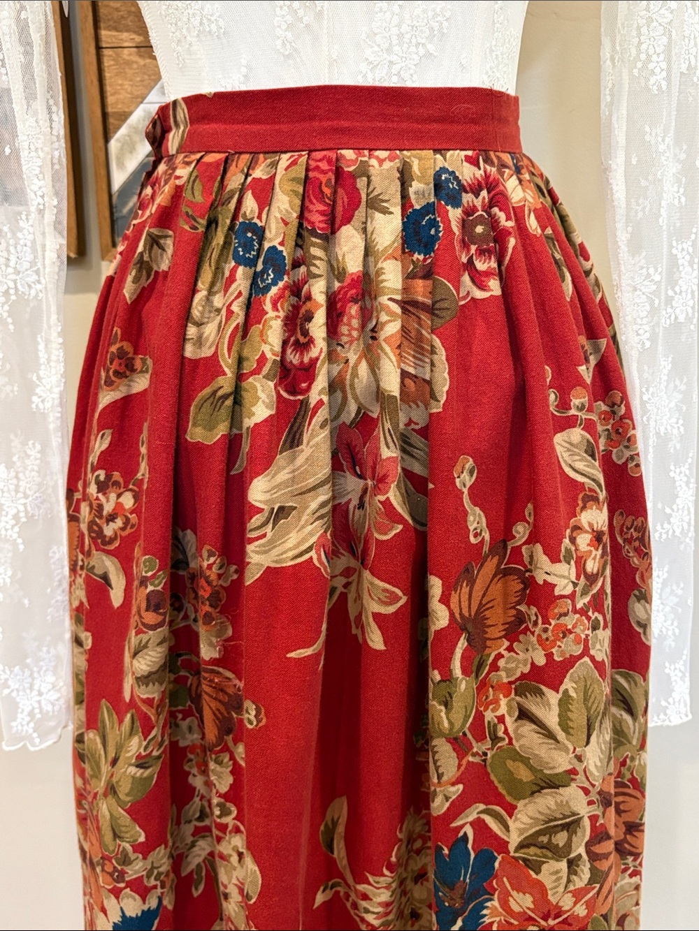 Vintage Ralph Lauren Red Floral Cottagecore Long Pleated Skirt size 4 - Picture 10 of 14